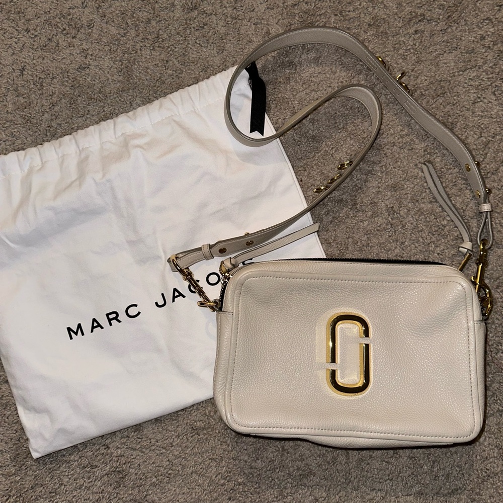 Marc Jacobs large Softshot